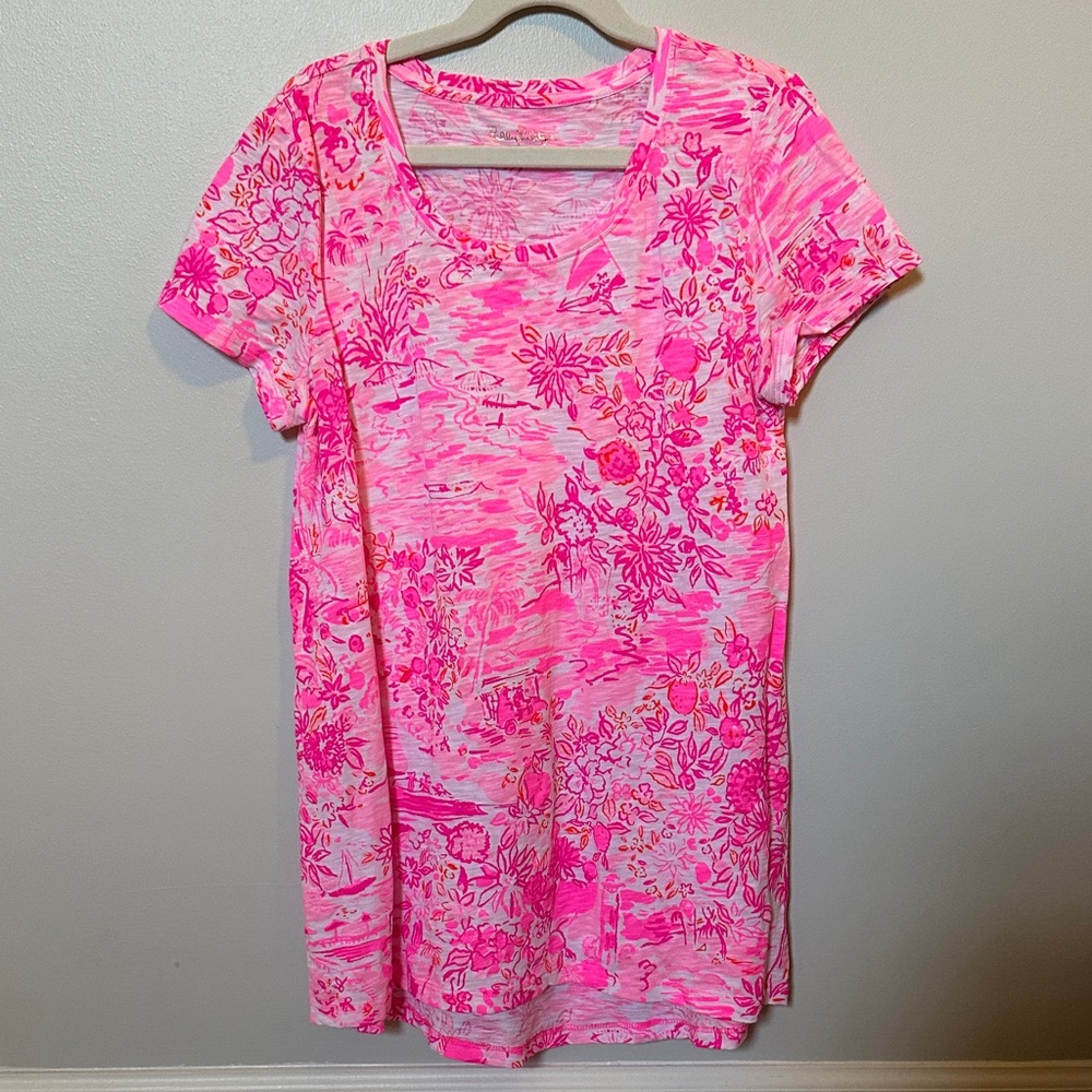 Lilly Pulitzer Pink Patterned Tee.  Women’s XXS.